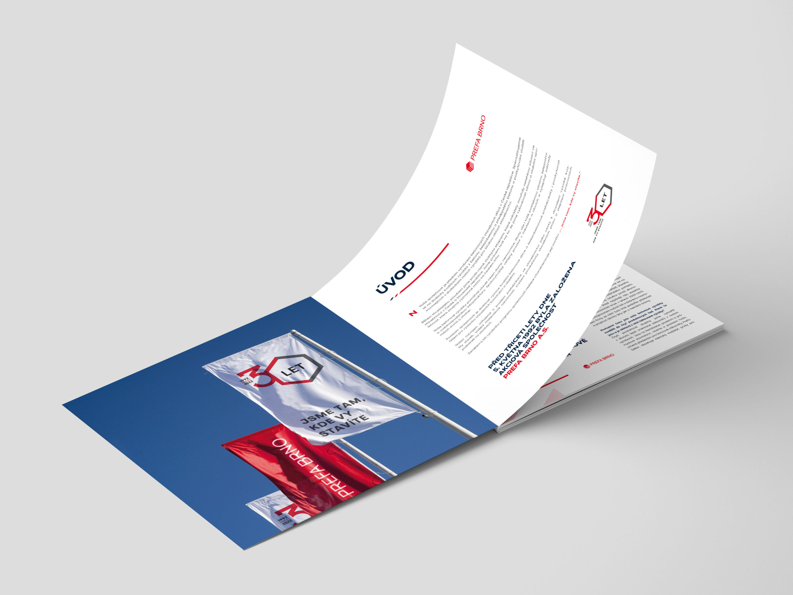 Square,Brochure,Mockup,With,Grey,Background